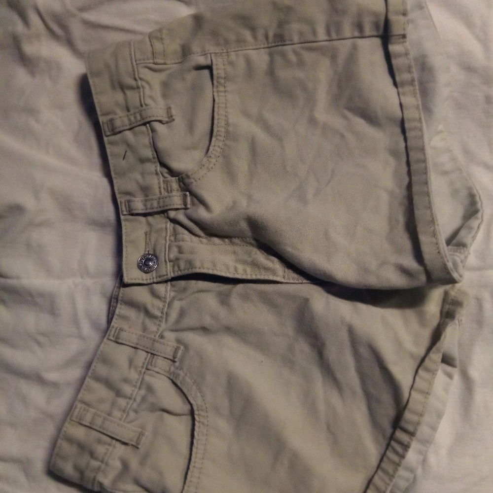 Denim shorts - Picture 4 of 6